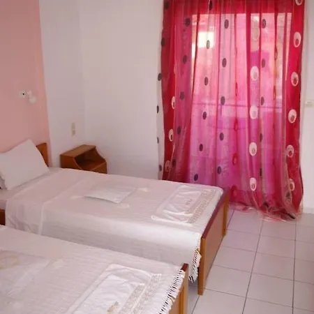 Garifalia Apartment Kalamaki (Heraklion)